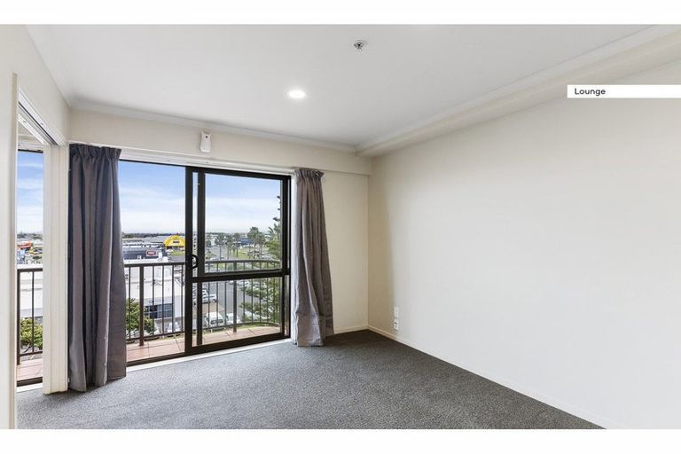 Photo of property in The Rennaissance, 4d/18 Ronwood Avenue, Manukau, Auckland, 2104