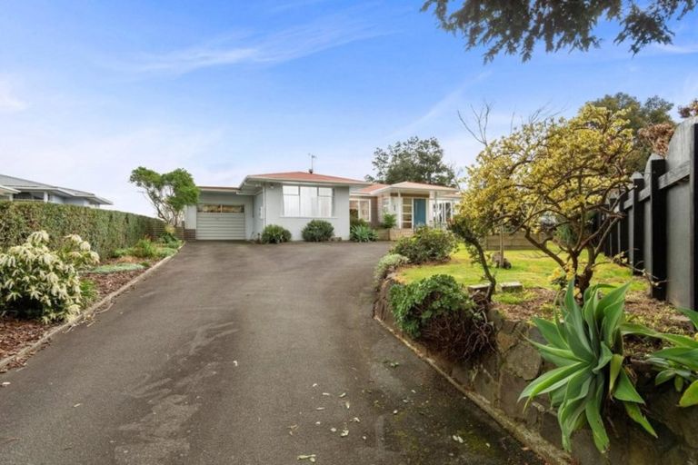 Photo of property in 15 Stirling Grove, Greerton, Tauranga, 3112