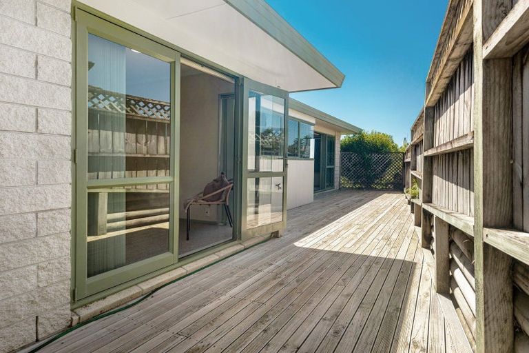 Photo of property in 23 Rowesdale Drive, Ohauiti, Tauranga, 3112