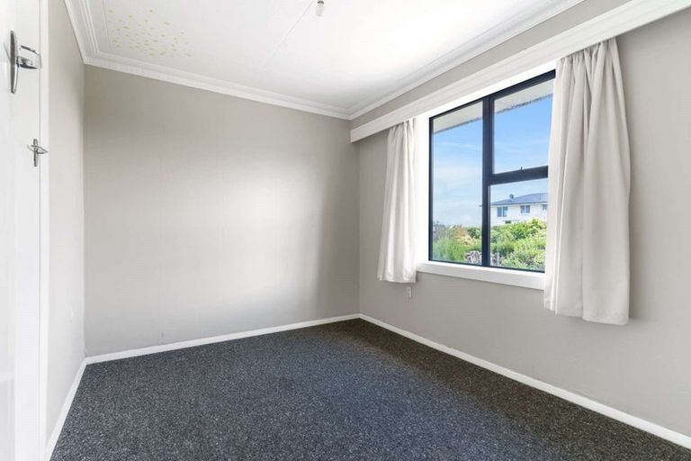 Photo of property in 15 Saint Andrew Place, Balclutha, 9230