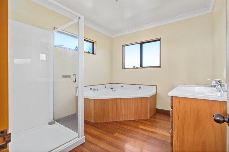Photo of property in 3 Tamarisk Drive, Riversdale Beach, Masterton, 5872