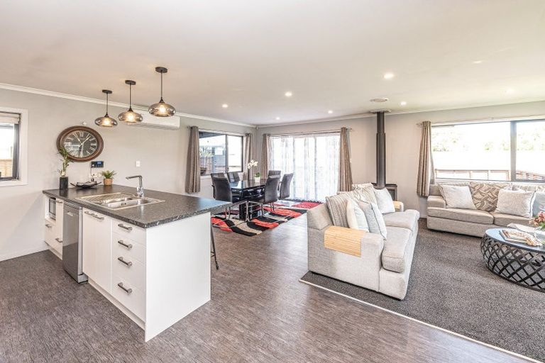 Photo of property in 19 Poynter Place, Gonville, Whanganui, 4501