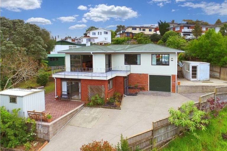 Photo of property in 29 Lingfield Street, Glenfield, Auckland, 0629