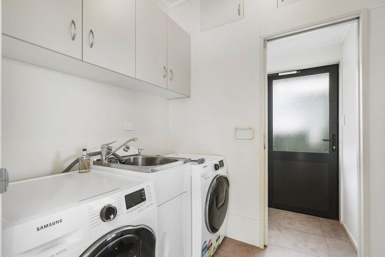 Photo of property in 9 Motutara Road, Oakura, Hikurangi, 0184