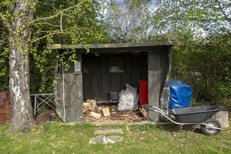 Photo of property in 42 Falcon Street, Palmerston, 9430