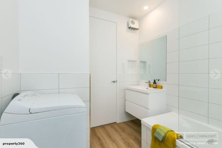 Photo of property in 79 Elizabeth Street, Mount Victoria, Wellington, 6011