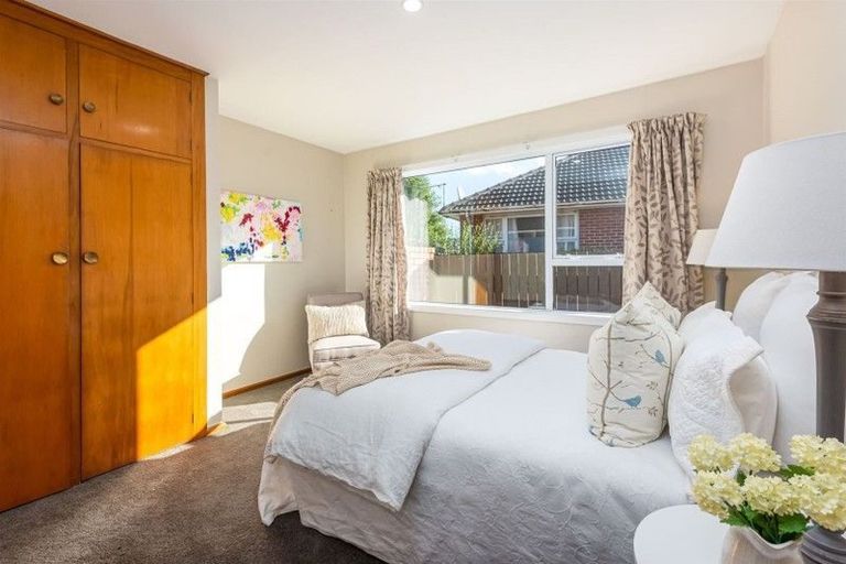 Photo of property in 1/236 Grahams Road, Burnside, Christchurch, 8053