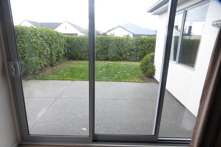 Photo of property in 8 Caulfield Avenue, Halswell, Christchurch, 8025