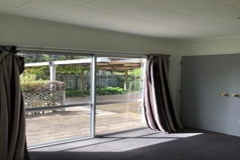 Photo of property in 63 Puriri Road, Waikanae, 5036