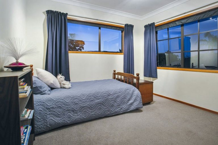 Photo of property in 9 Bannings Way, Hobsonville, Auckland, 0618