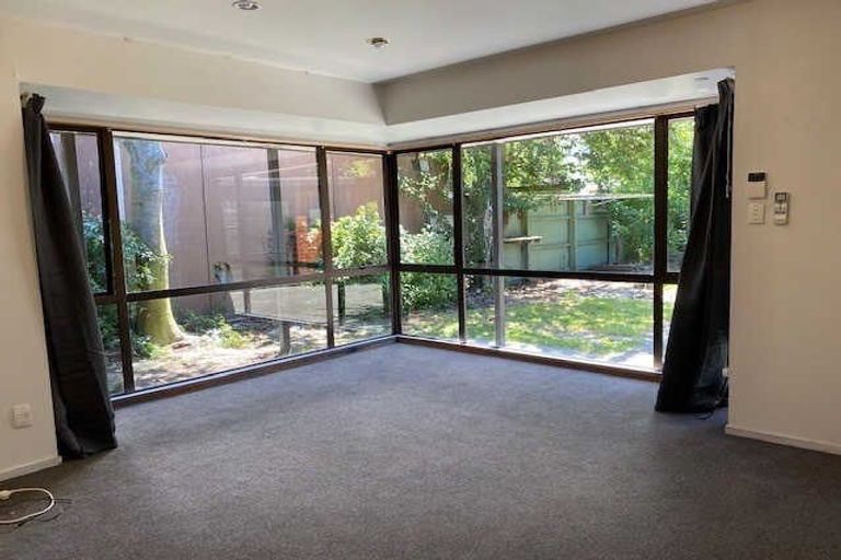 Photo of property in 2/63 Rountree Street, Upper Riccarton, Christchurch, 8041