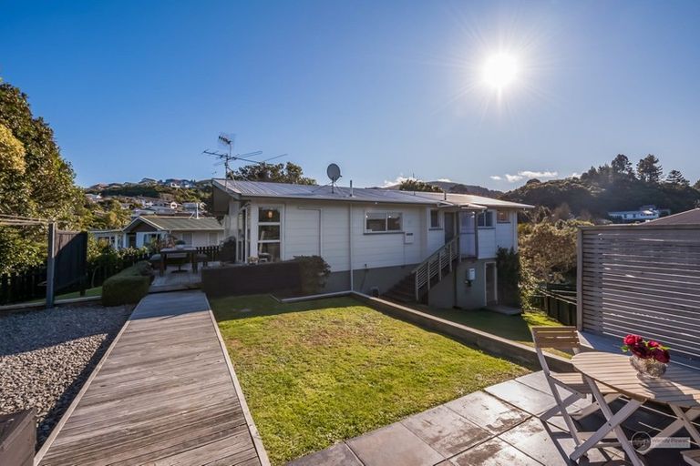 Photo of property in 15 Redvers Drive, Belmont, Lower Hutt, 5010