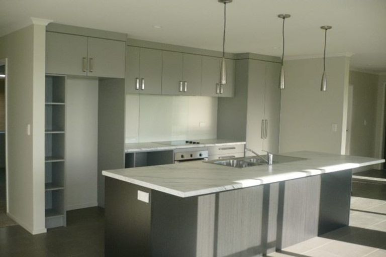 Photo of property in 12 Maxwell Road, Pukekohe, 2120