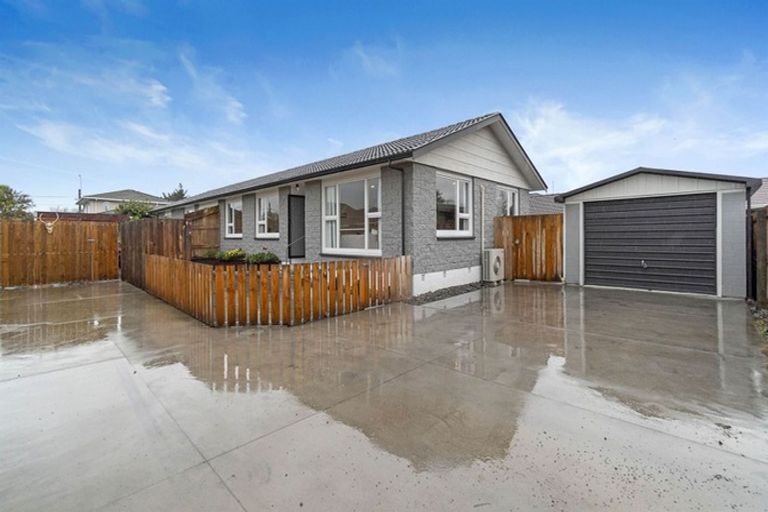 Photo of property in 1/7 Farnborough Street, Aranui, Christchurch, 8061