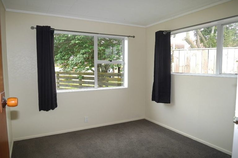Photo of property in 43 Arawhata Road, Paraparaumu, 5032
