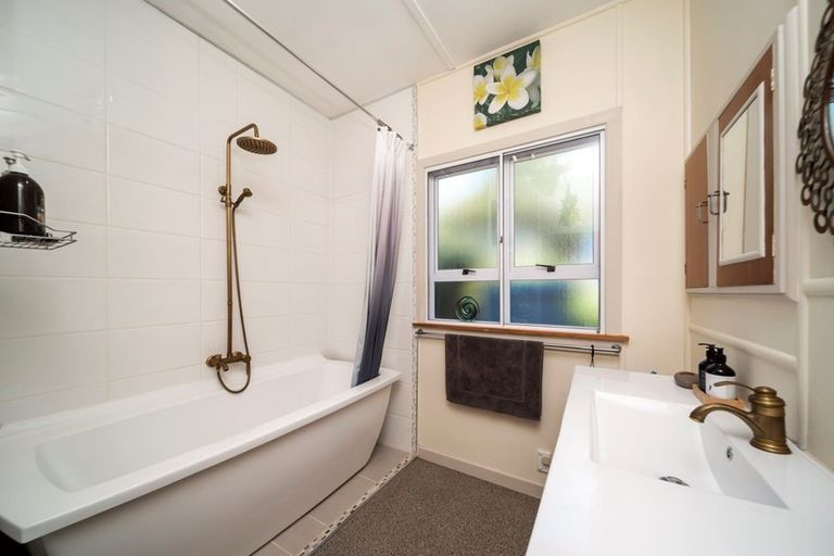 Photo of property in 7091 South Road, Warea, New Plymouth, 4381