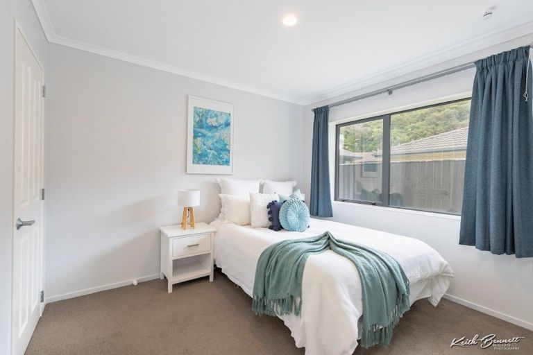 Photo of property in 4 Boleyn Close, Kingsley Heights, Upper Hutt, 5018