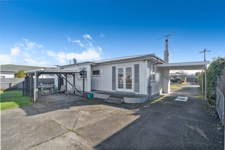Photo of property in 6 Hobson Place, Solway, Masterton, 5810