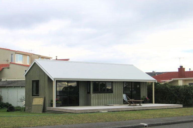 Photo of property in 1/26 Ferguson Avenue, Westshore, Napier, 4110