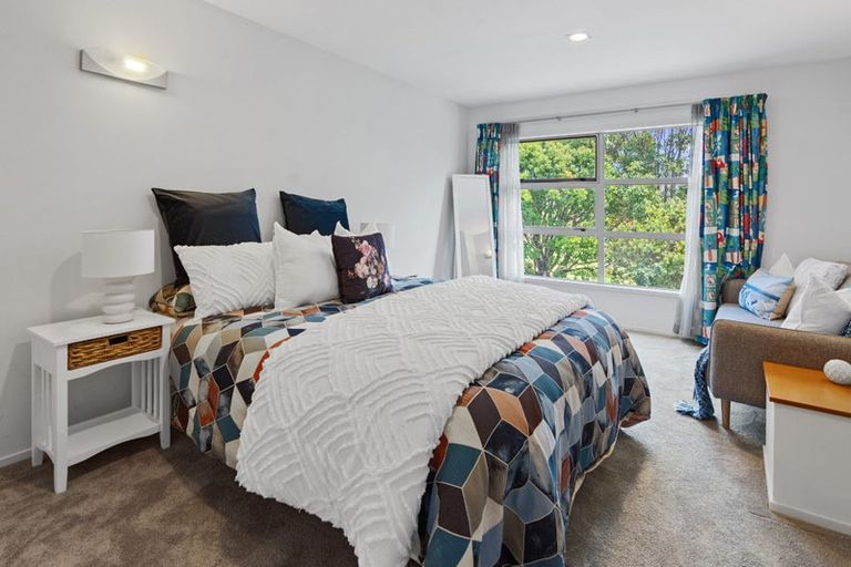 Photo of property in 33 Oak Manor Drive, Albany, Auckland, 0632