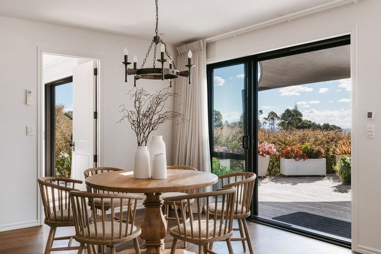 Photo of property in 29 Holcombrooke Lane, Welcome Bay, Tauranga, 3175