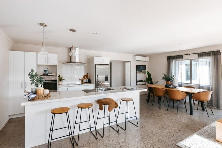 Photo of property in 32 Nautilus Drive, Papamoa Beach, Papamoa, 3118