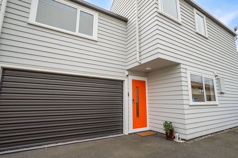 Photo of property in 2/194 Hastings Street East, Waltham, Christchurch, 8023