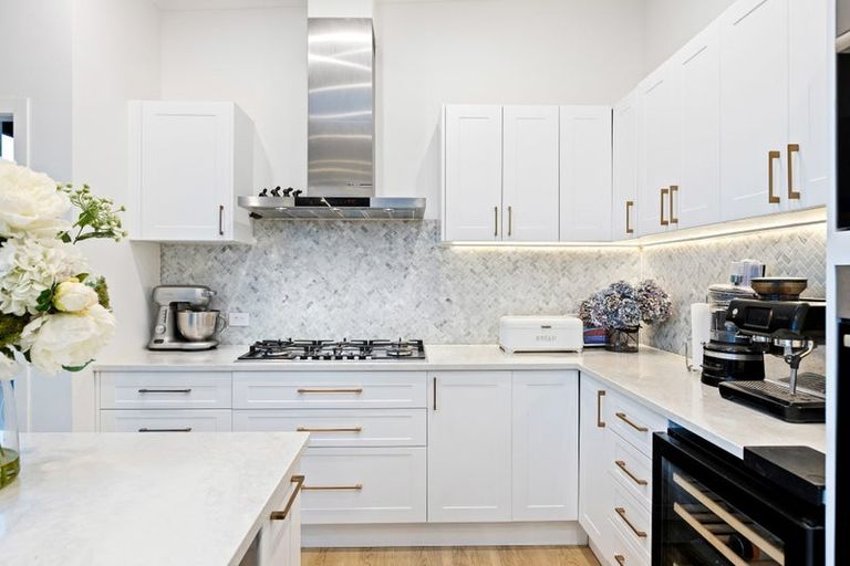 Photo of property in 37 Schooner Drive, Whitby, Porirua, 5024