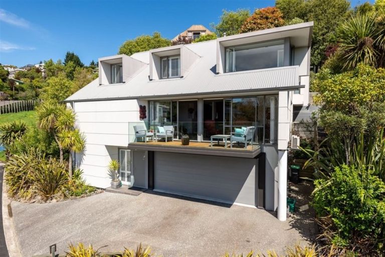Photo of property in 26 Iles Lane, Cashmere, Christchurch, 8022