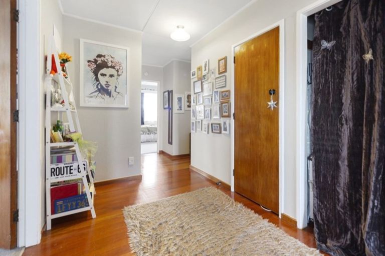 Photo of property in 99 Fairfield Road, Fairfield, Hamilton, 3214