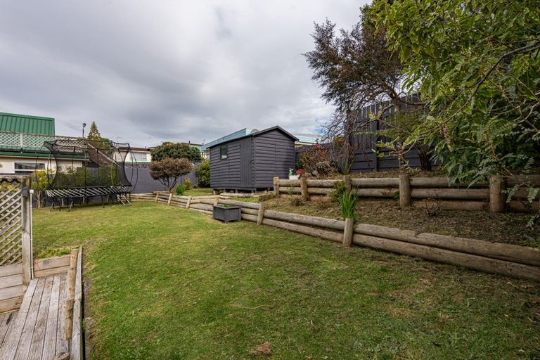 Photo of property in 52 Grays Road, Plimmerton, Porirua, 5026
