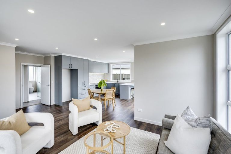 Photo of property in 15 West Place, Greenmeadows, Napier, 4112