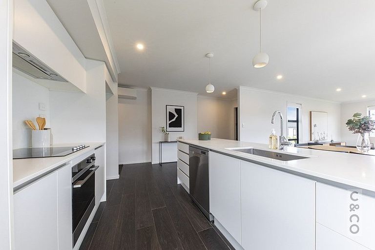 Photo of property in 14 Kelly Road, Riverhead, 0820