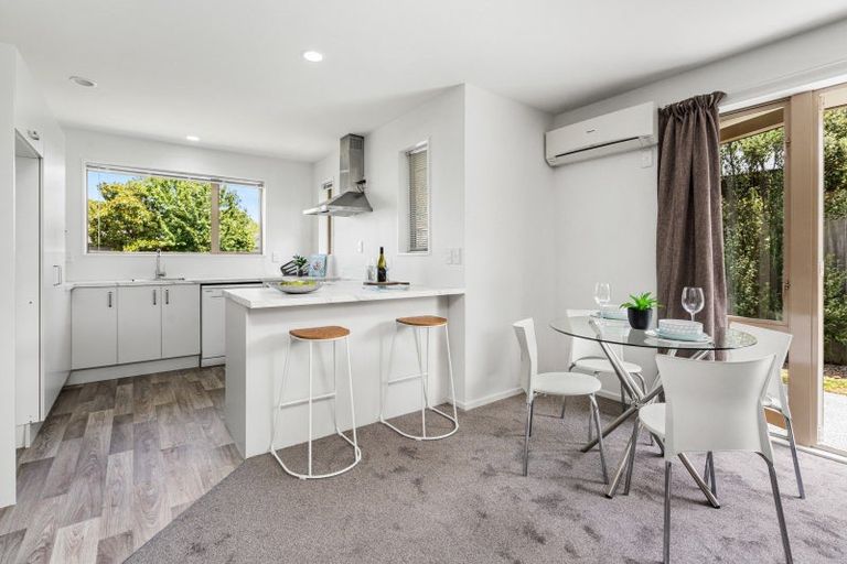 Photo of property in 16 Lindores Street, Addington, Christchurch, 8024