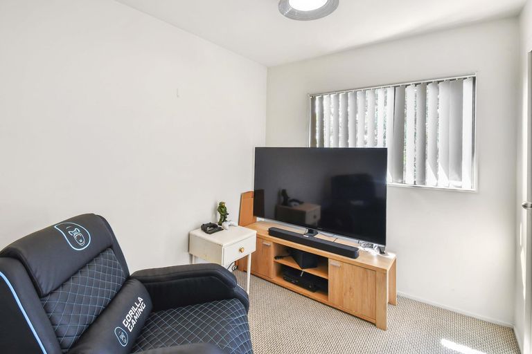Photo of property in 5c Porchester Road, Papakura, 2110