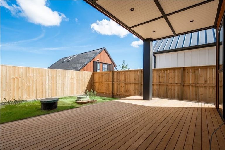 Photo of property in 4 Coopworth Street, Karaka, 2580