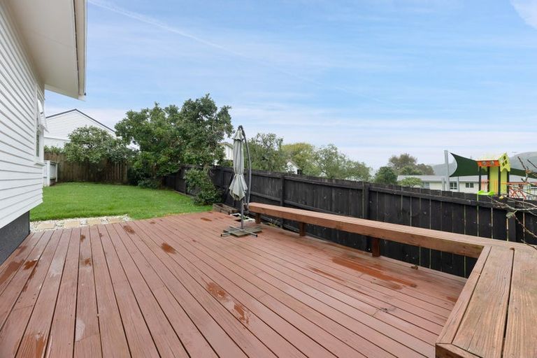 Photo of property in 137 Verbena Road, Birkdale, Auckland, 0626