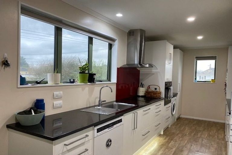 Photo of property in 9 Easton Street, Foxton, 4814