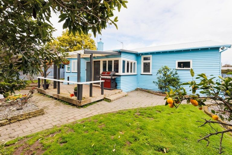 Photo of property in 93 Wood Street, Takaro, Palmerston North, 4410