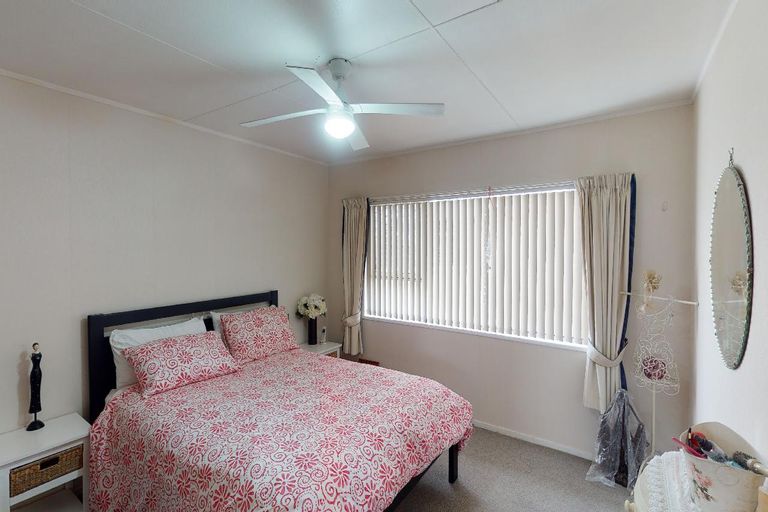 Photo of property in 3/50 Kenderdine Road, Papatoetoe, Auckland, 2025