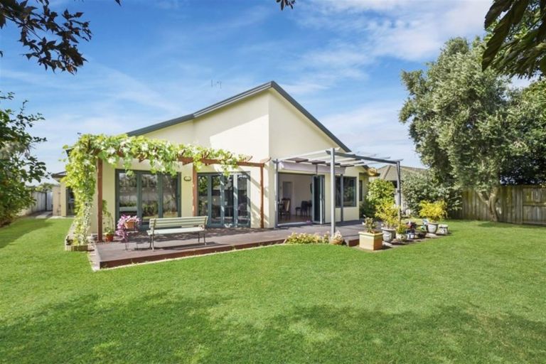 Photo of property in 13 Buckingham Place, Rototuna North, Hamilton, 3210