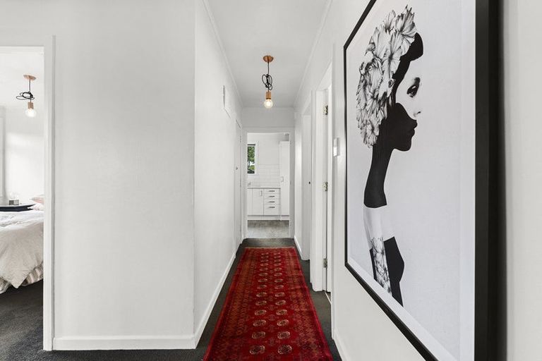 Photo of property in 56 Brois Street, Frankleigh Park, New Plymouth, 4310