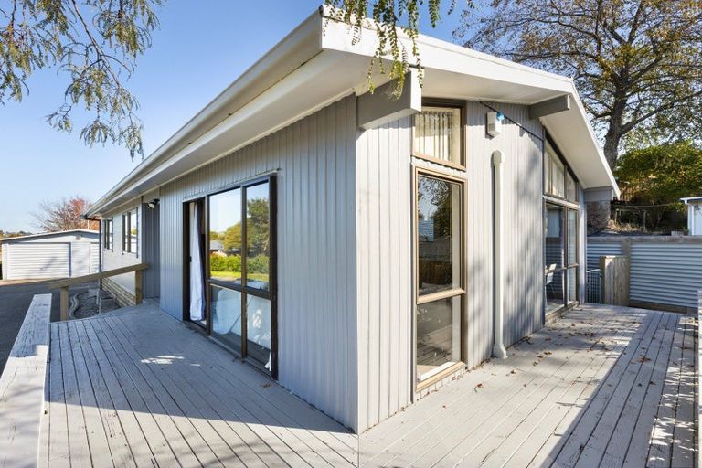 Photo of property in 205 Newcastle Road, Grandview Heights, Hamilton, 3200