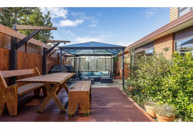 Photo of property in 1 Lancewood Drive, Halswell, Christchurch, 8025