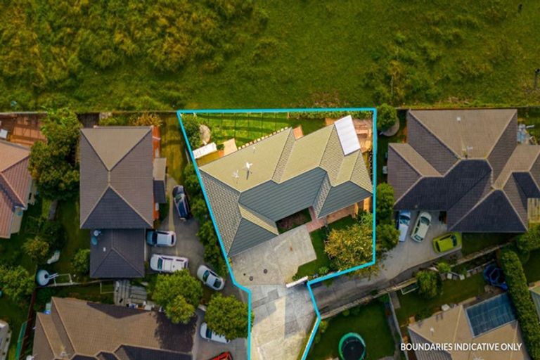 Photo of property in 68 South Kensington Way, Henderson, Auckland, 0612