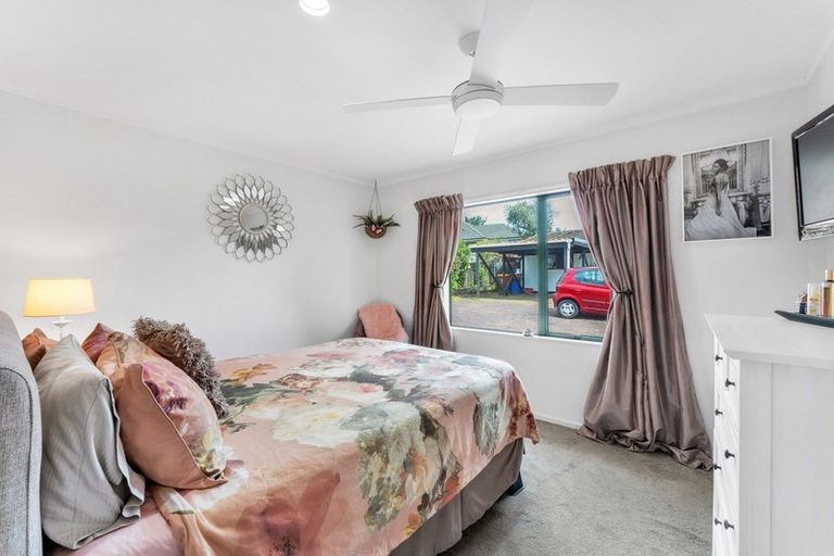 Photo of property in 22b Vincent Street, Howick, Auckland, 2014