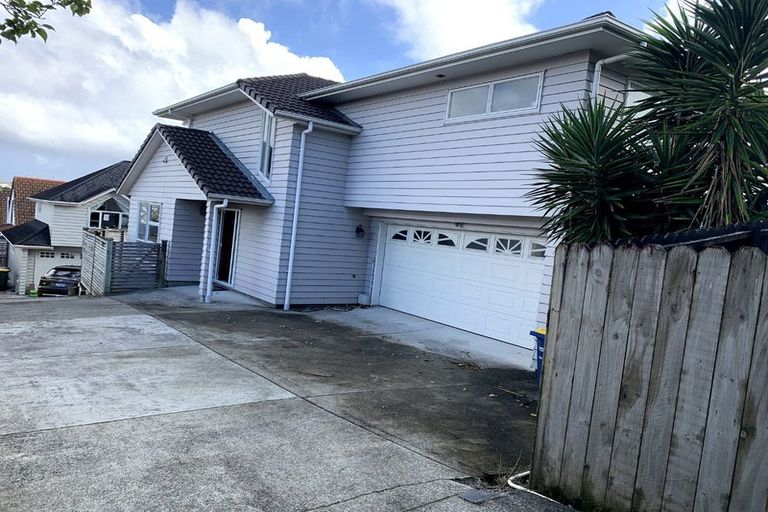 Photo of property in 386a East Coast Road, Sunnynook, Auckland, 0630