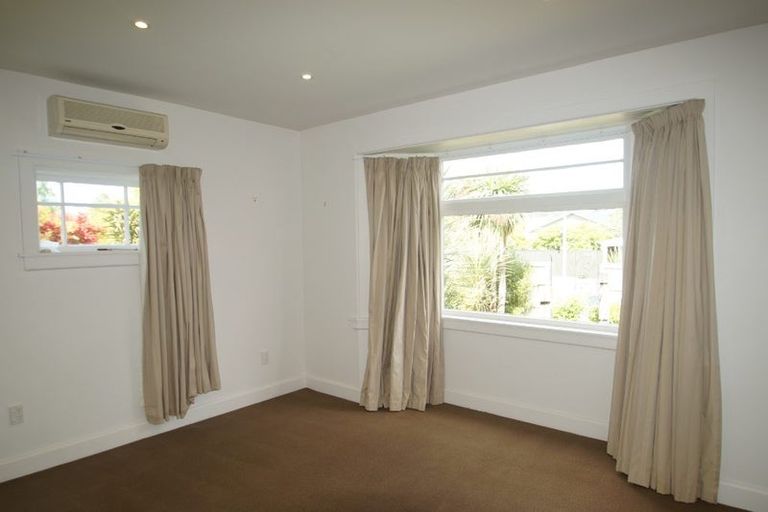 Photo of property in 105 Saint Martins Road, Saint Martins, Christchurch, 8022