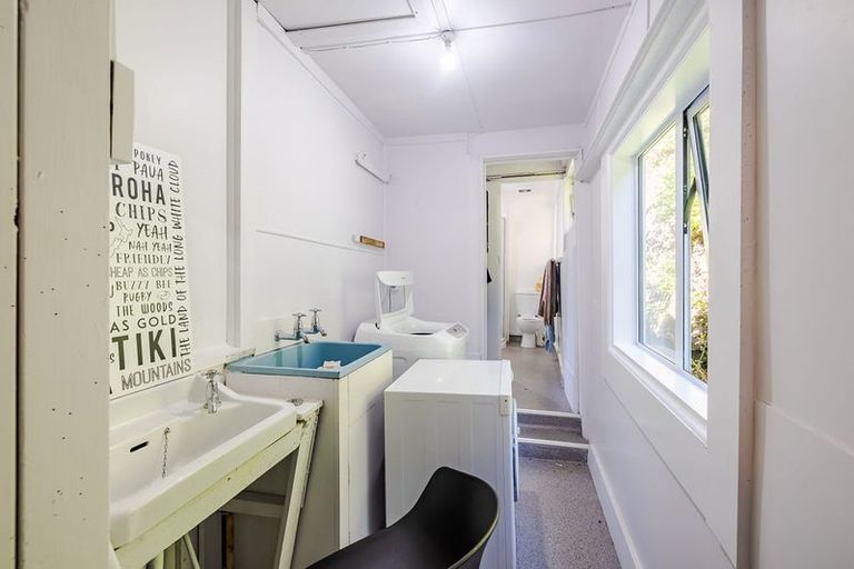 Photo of property in 143 Queen Street, North Dunedin, Dunedin, 9016