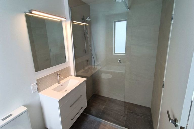 Photo of property in 32 Holystone Road, Whitby, Porirua, 5024